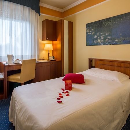 Ih Hotels Padova Admiral ภายนอก รูปภาพ