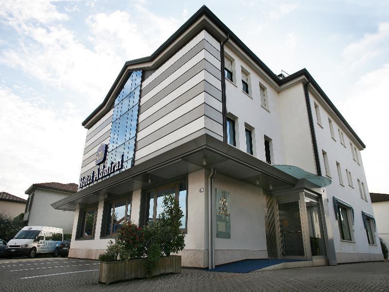 Ih Hotels Padova Admiral ภายนอก รูปภาพ