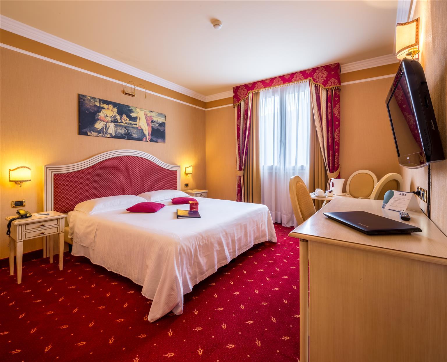 Ih Hotels Padova Admiral ภายนอก รูปภาพ